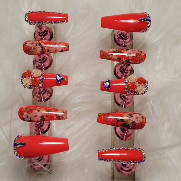 Press on nails - Picture 4 of 6